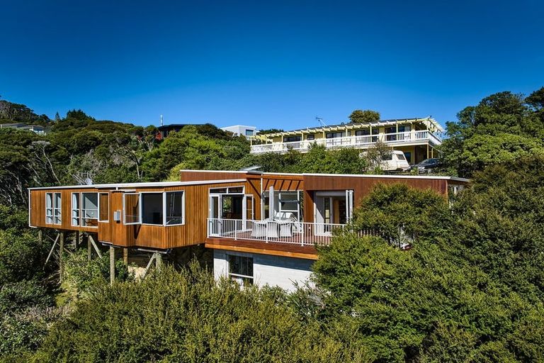 Photo of property in 53 Exploration Way, Whitby, Porirua, 5024