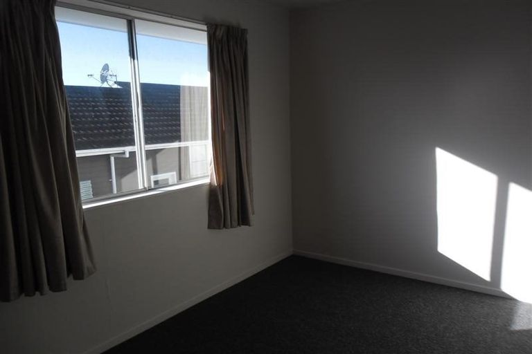 Photo of property in 28a Leighton Avenue, Waiwhetu, Lower Hutt, 5010