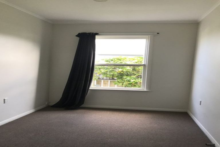 Photo of property in 134 Mitchell Street, Brooklyn, Wellington, 6021