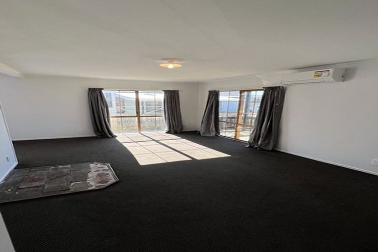 Photo of property in 16 Goldnib Place, Randwick Park, Auckland, 2105