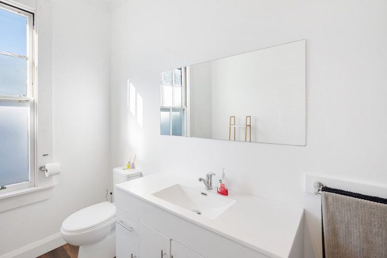 Photo of property in 70a Valley Road, Paraparaumu, 5032