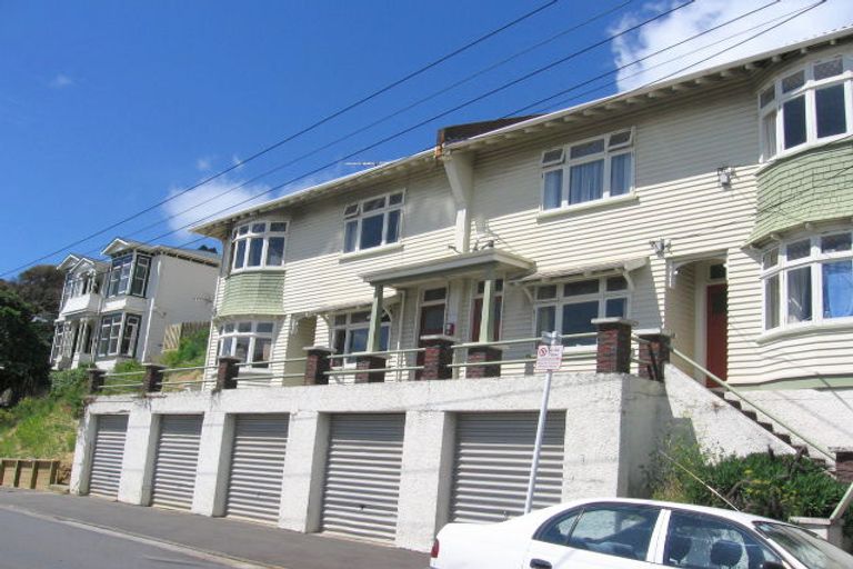 Photo of property in 19 Austin Street, Mount Victoria, Wellington, 6011