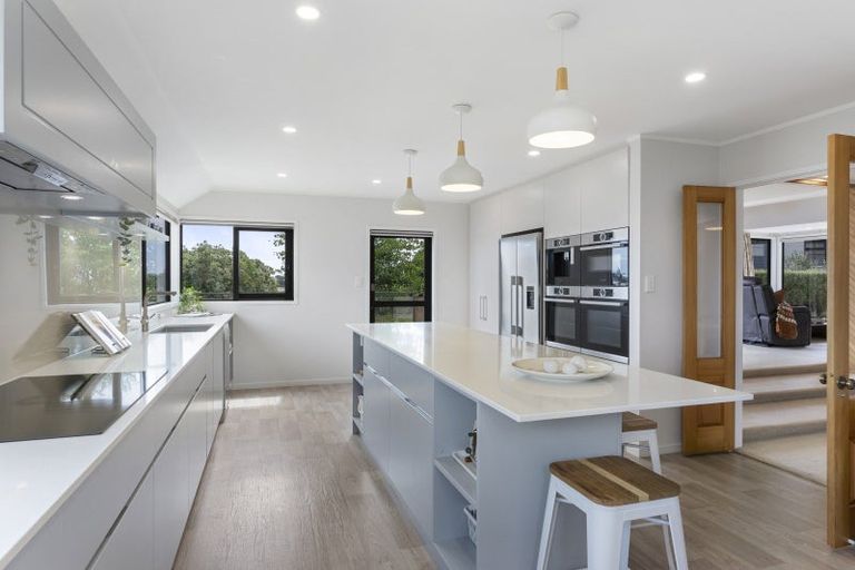 Photo of property in 55 St Annes Crescent, Wattle Downs, Auckland, 2103