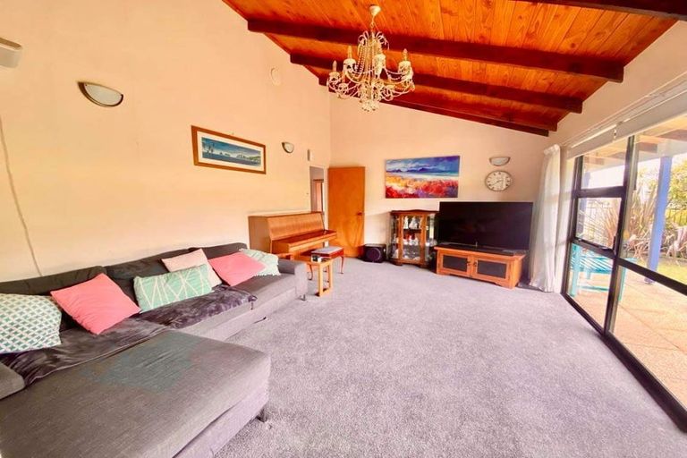 Photo of property in 8 Powhiri Avenue, Kensington, Whangarei, 0112