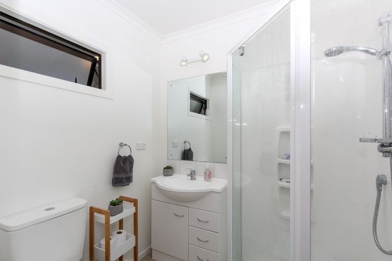 Photo of property in 22 Crownhill Street, Spotswood, New Plymouth, 4310