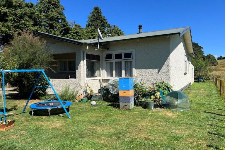 Photo of property in 505 Tataramoa Road, Matamau, Dannevirke, 4977