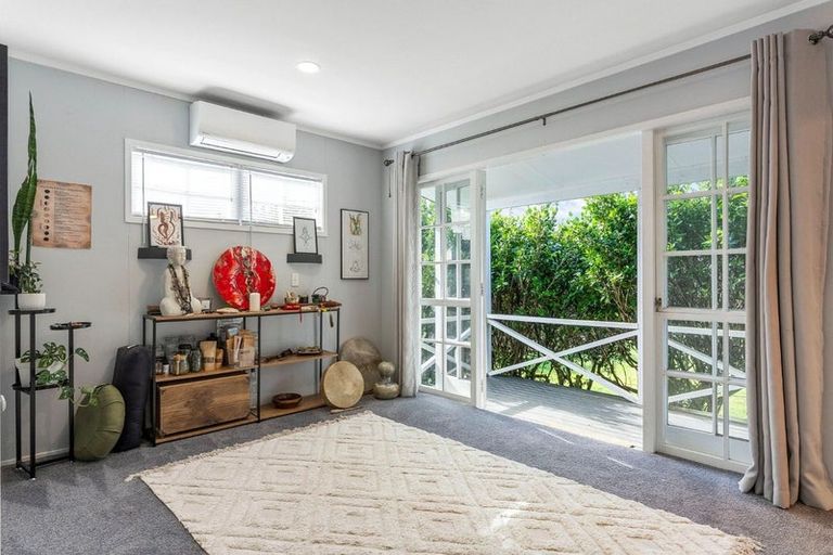 Photo of property in 79 Helenslee Road, Pokeno, 2402