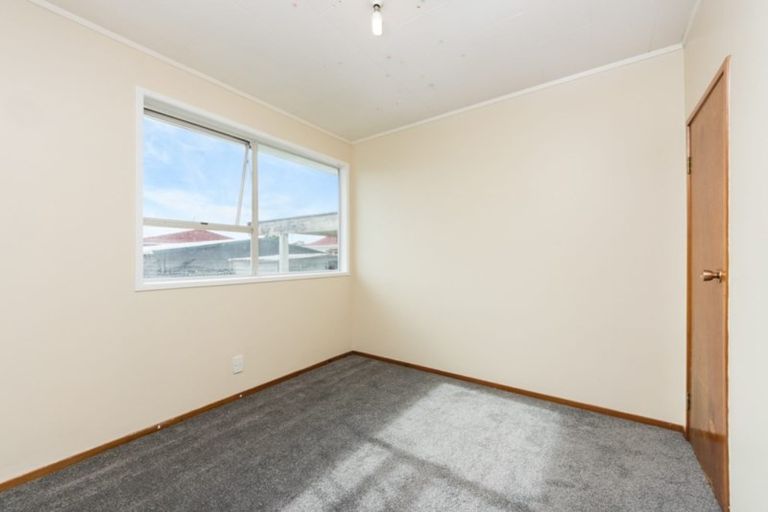 Photo of property in 2/26a Boundary Road, Clover Park, Auckland, 2019