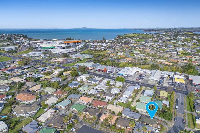 Photo of property in 4 Red Hibiscus Road, Stanmore Bay, Whangaparaoa, 0932