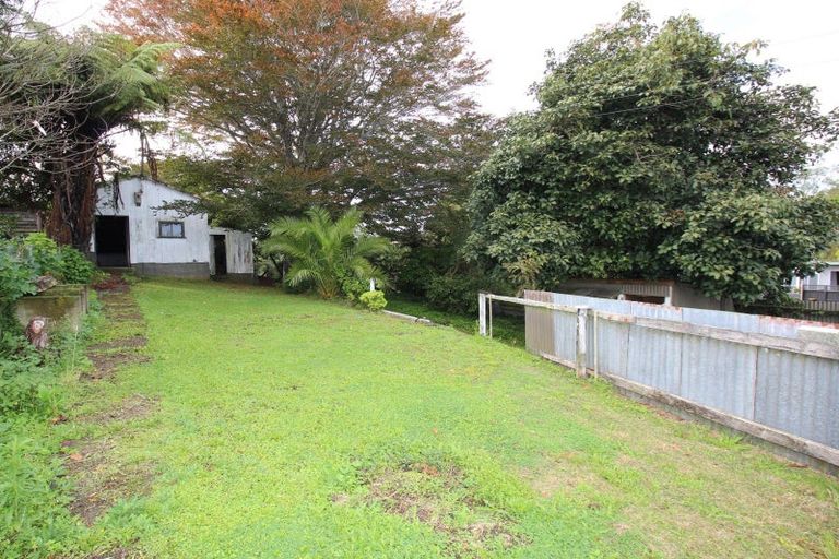 Photo of property in 12 Ngapapa Street, Urenui, 4375