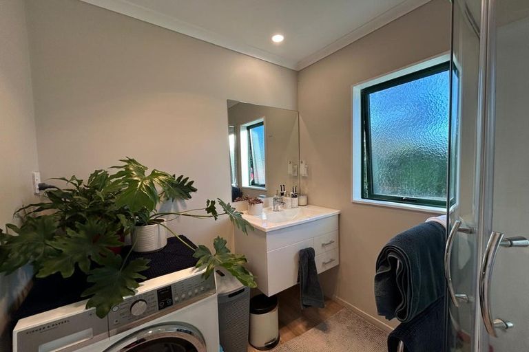 Photo of property in 136 Gatfield Road, Kaukapakapa, 0873