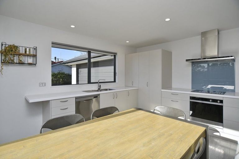 Photo of property in 411a Bower Avenue, Parklands, Christchurch, 8083