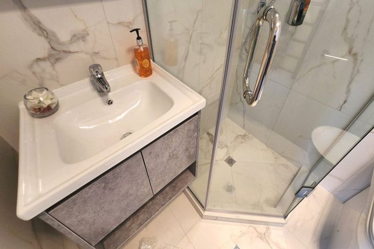 Photo of property in 104a Mahia Road, Manurewa, Auckland, 2102