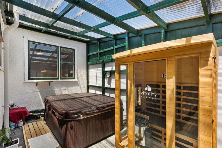 Photo of property in 9 Waitai Street, Castlecliff, Whanganui, 4501