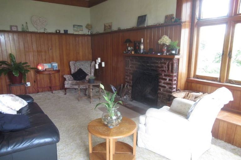 Photo of property in 61 Fergusson Street, Woodville, 4920