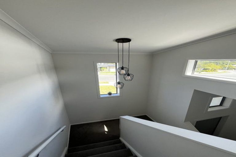 Photo of property in 214a Navigation Drive, Whitby, Porirua, 5024