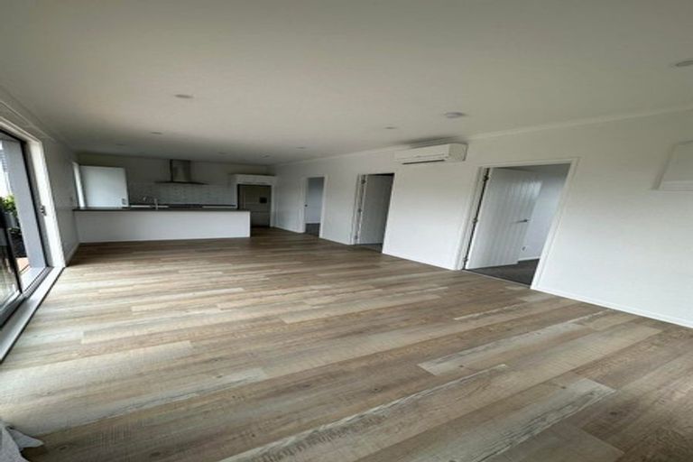 Photo of property in 3 Riverhead Point Drive, Riverhead, 0820