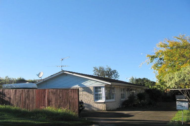 Photo of property in 2/341 Pakuranga Road, Pakuranga Heights, Auckland, 2010