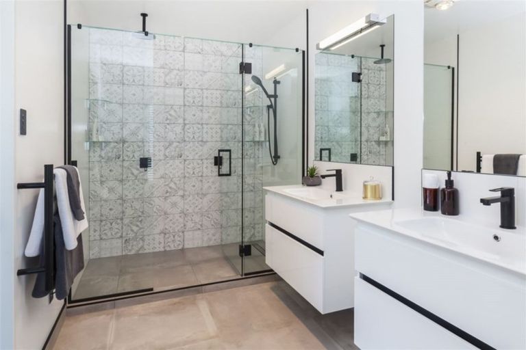 Photo of property in 6 Ciaran Close, Broomfield, Christchurch, 8042