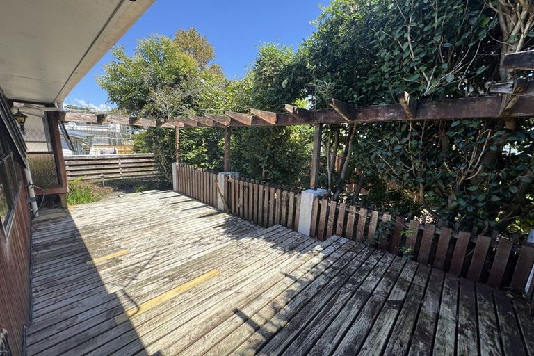 Photo of property in 55 Blakeborough Drive, Forrest Hill, Auckland, 0620