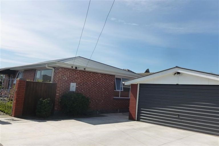 Photo of property in 1/17 Daniels Road, Redwood, Christchurch, 8051
