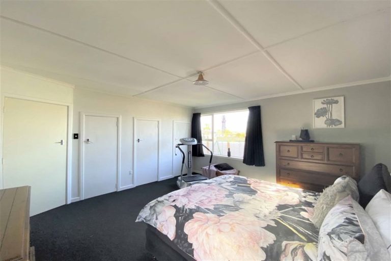 Photo of property in 283 Princes Street, Strathern, Invercargill, 9812