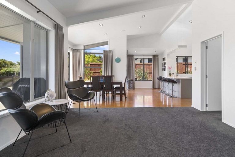 Photo of property in 5 Redhaven Place, Bethlehem, Tauranga, 3110