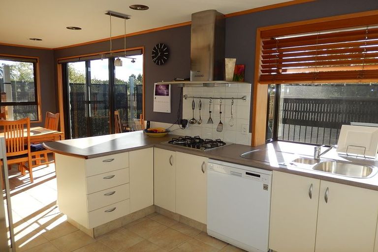 Photo of property in 11 Oban Street, Holmes Hill, Oamaru, 9401