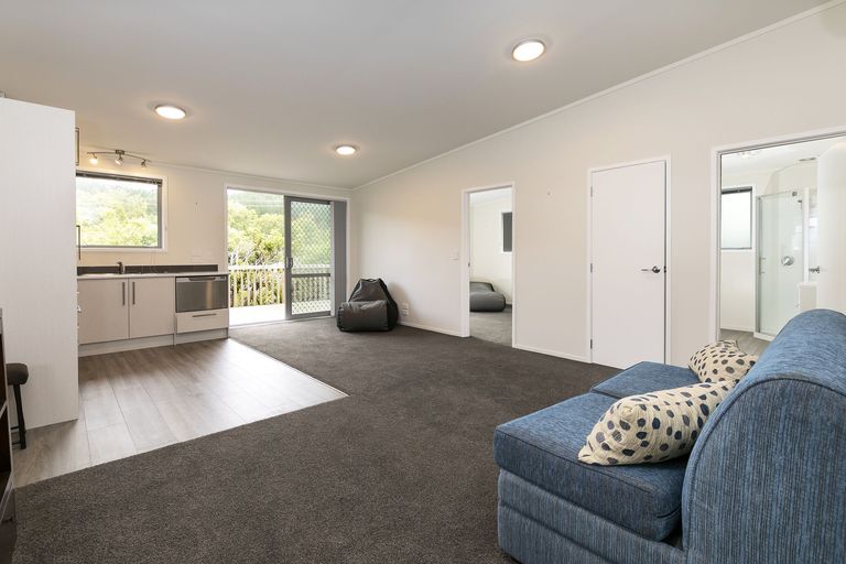 Photo of property in 23 Applemoors Way, Riverhead, 0820