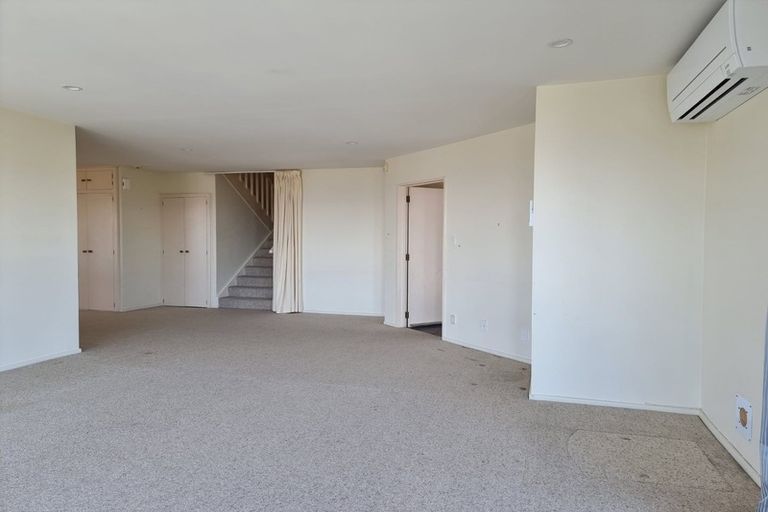 Photo of property in 5 Harry Ell Drive, Cashmere, Christchurch, 8022