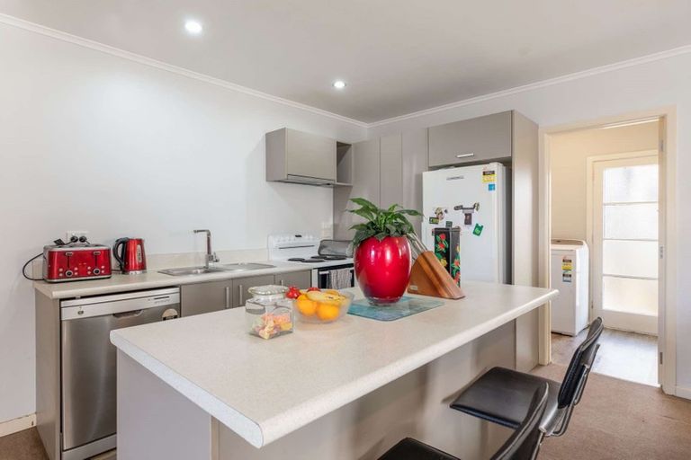 Photo of property in 75 Marne Road, Papakura, 2110