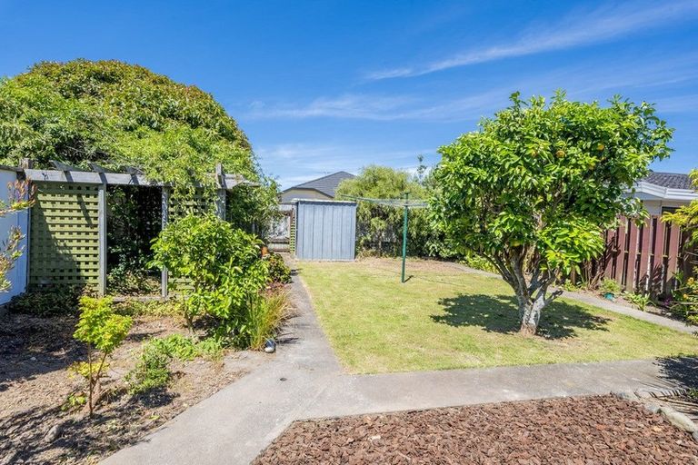 Photo of property in 41b Andrew Street, Waikanae, 5036