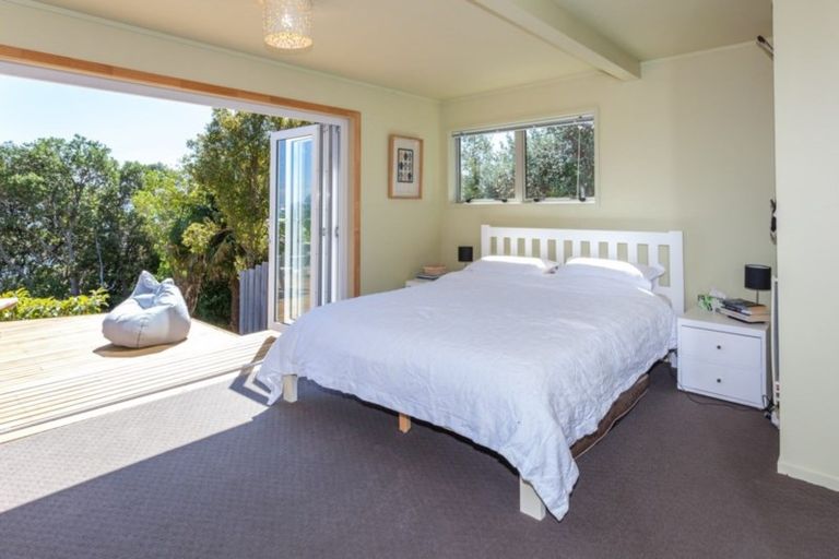 Photo of property in 8 Adams Road, Manurewa, Auckland, 2102