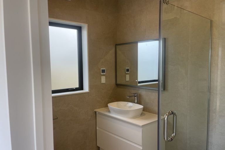 Photo of property in 2 Horsefields Drive, Flat Bush, Auckland, 2019