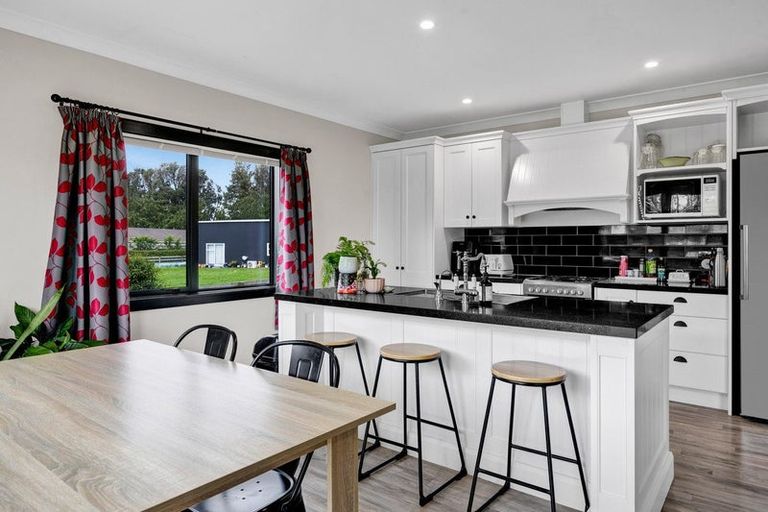 Photo of property in 30b Arthur Street, Hawera, 4674