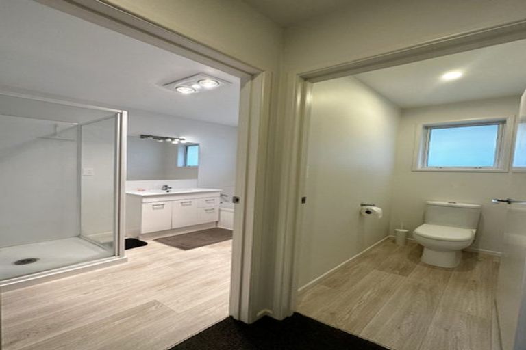 Photo of property in 242 Ballintoy Park Drive, Welcome Bay, Tauranga, 3175