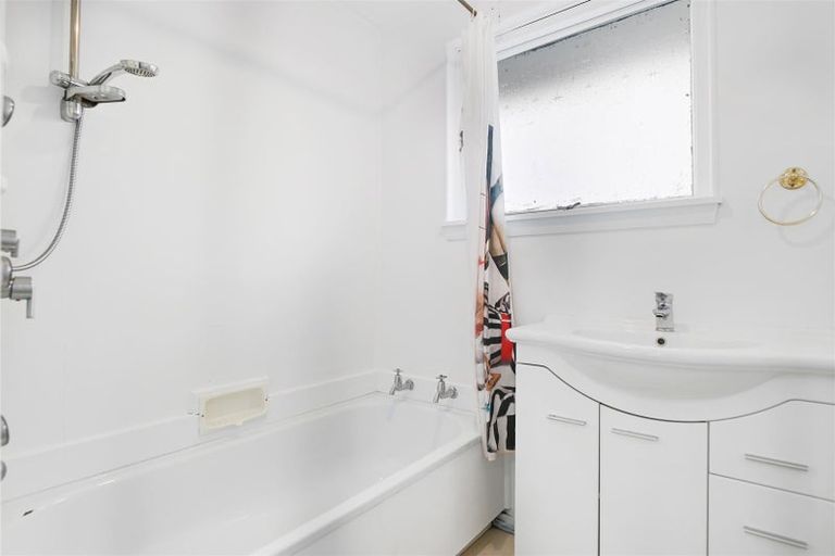 Photo of property in 104 Eureka Street, Aranui, Christchurch, 8061