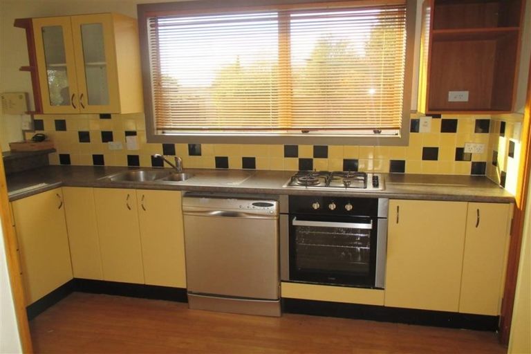 Photo of property in 61 Charnwood Crescent, Bishopdale, Christchurch, 8051