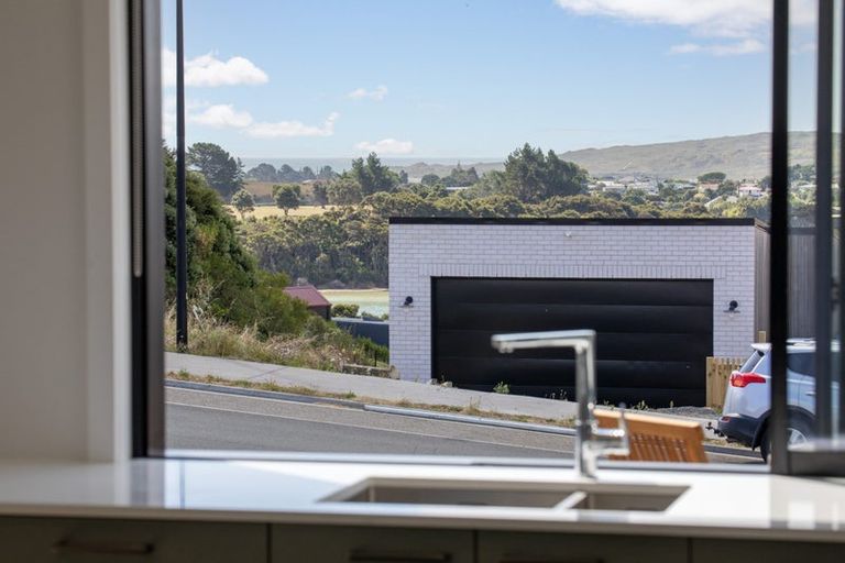 Photo of property in 89 Rangitahi Road, Raglan, 3225