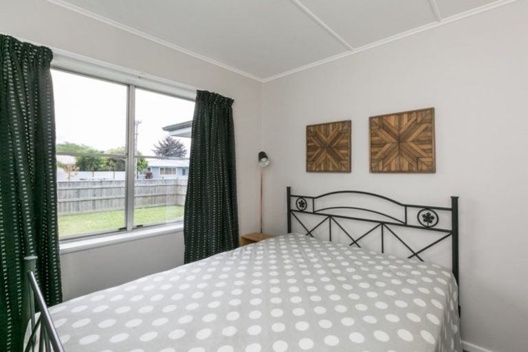 Photo of property in 86 Harold Holt Avenue, Onekawa, Napier, 4110