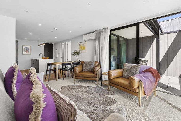 Photo of property in 3/5 Northlake Drive, Wanaka, 9305