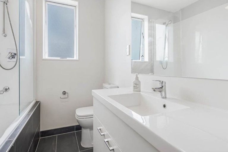 Photo of property in 81 Grove Road, Papakura, 2110