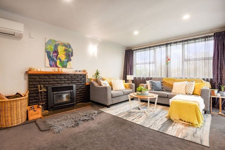 Photo of property in 17 Glenfield Road, Owhata, Rotorua, 3010