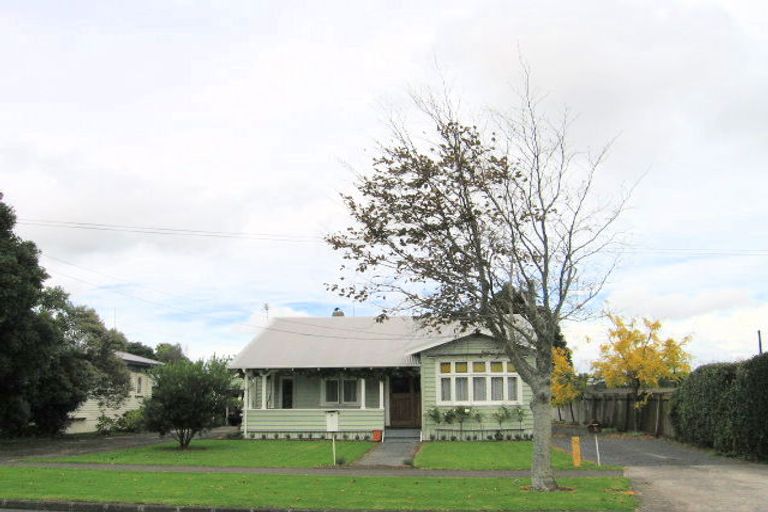 Photo of property in 9 Central Avenue, Papatoetoe, Auckland, 2025