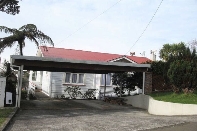 Photo of property in 85 Beauchamp Street, Karori, Wellington, 6012