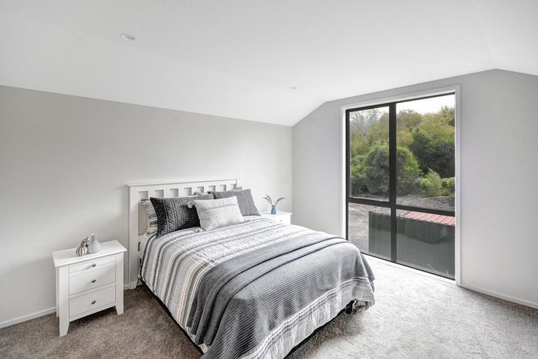 Photo of property in 10 Redwoods Lane, Helensburgh, Dunedin, 9010