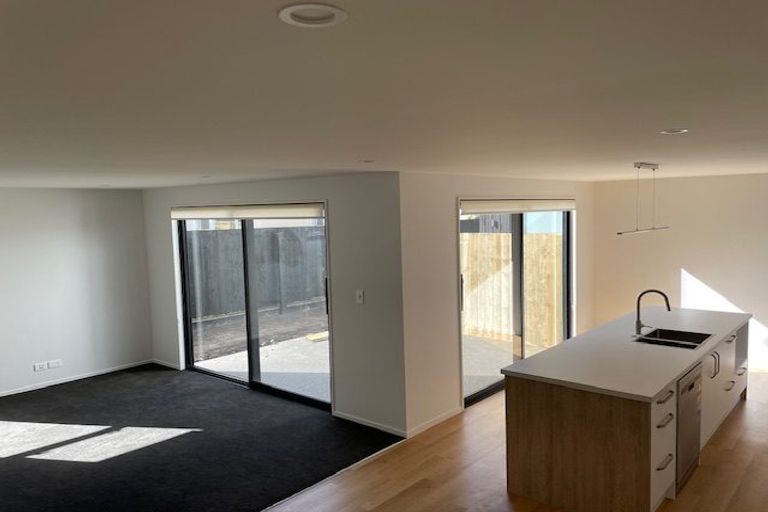 Photo of property in 2/4 Gambia Street, Papanui, Christchurch, 8053