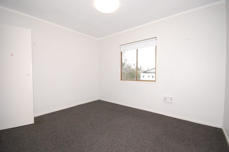 Photo of property in 1d/88 Aroha Avenue, Sandringham, Auckland, 1025