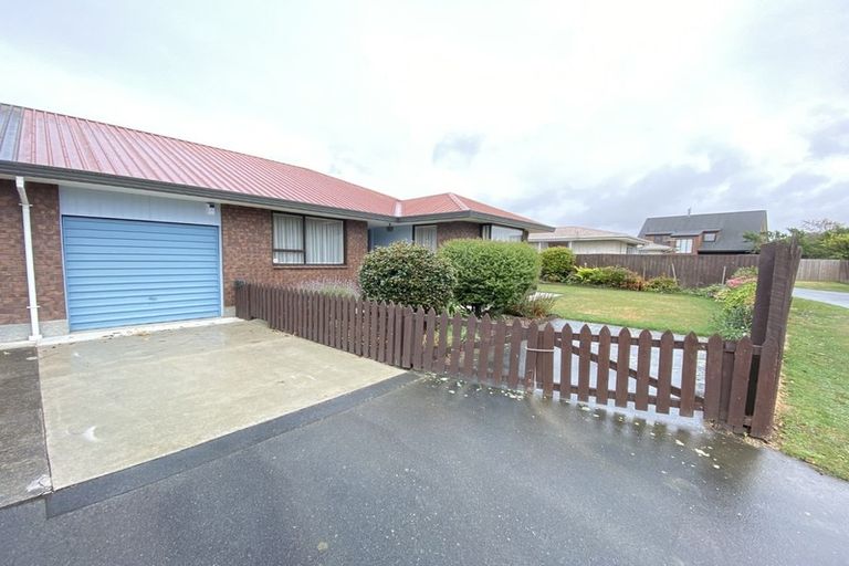 Photo of property in 2/38 Leacroft Street, Bishopdale, Christchurch, 8053