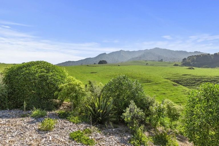 Photo of property in 712a Te Hutewai Road, Raglan, 3296